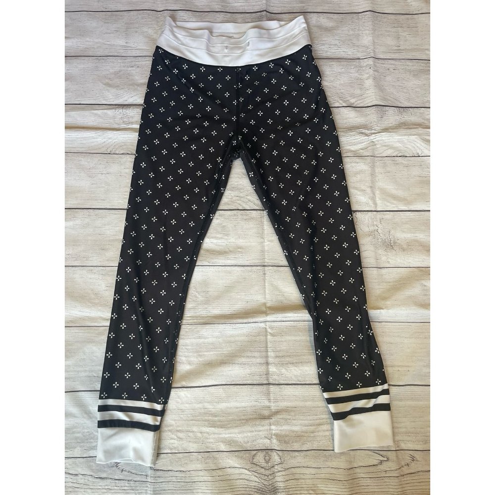 Sarah's Day for White Fox Active Leggings